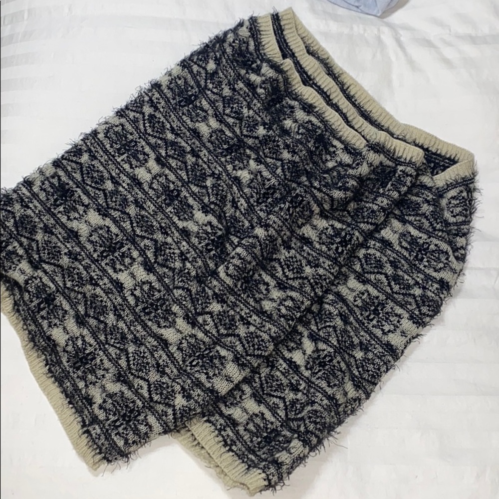 Textured circle scarf !